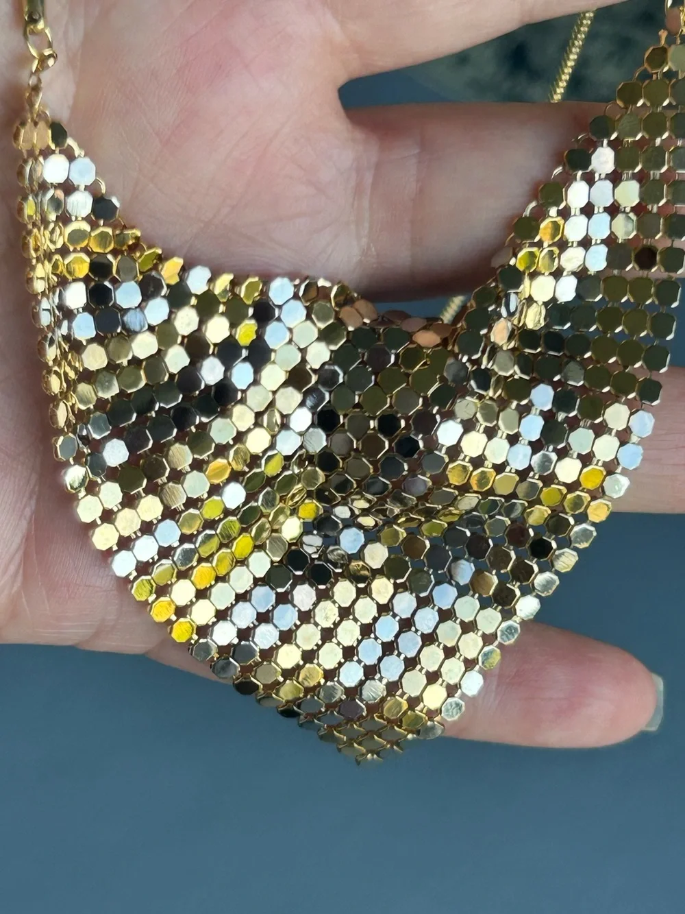 Vintage 1970’s Dead-Stock Hong Kong 2-Tone Mesh Bib Necklace